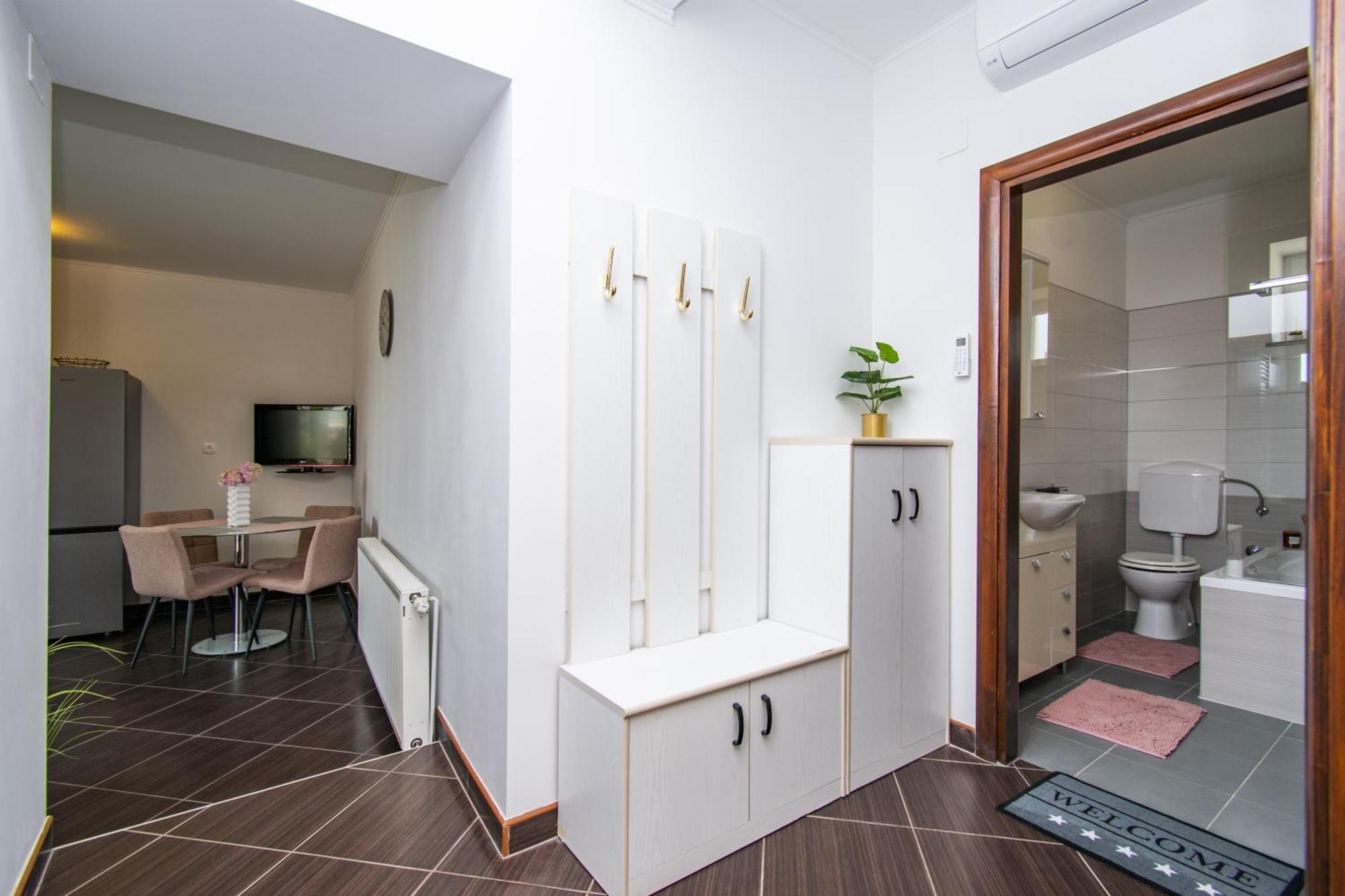 Apartments Alisa 布罗达里卡 客房 照片