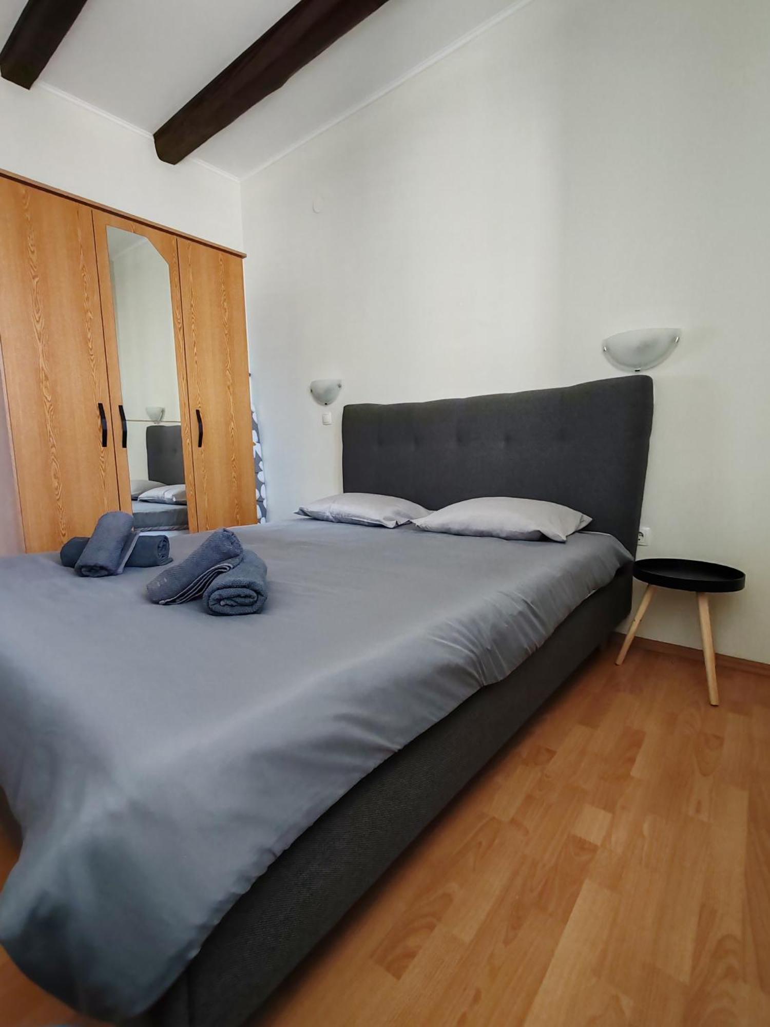 Apartments Alisa 布罗达里卡 客房 照片