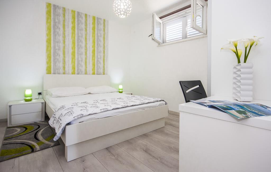 Apartments Alisa 布罗达里卡 外观 照片